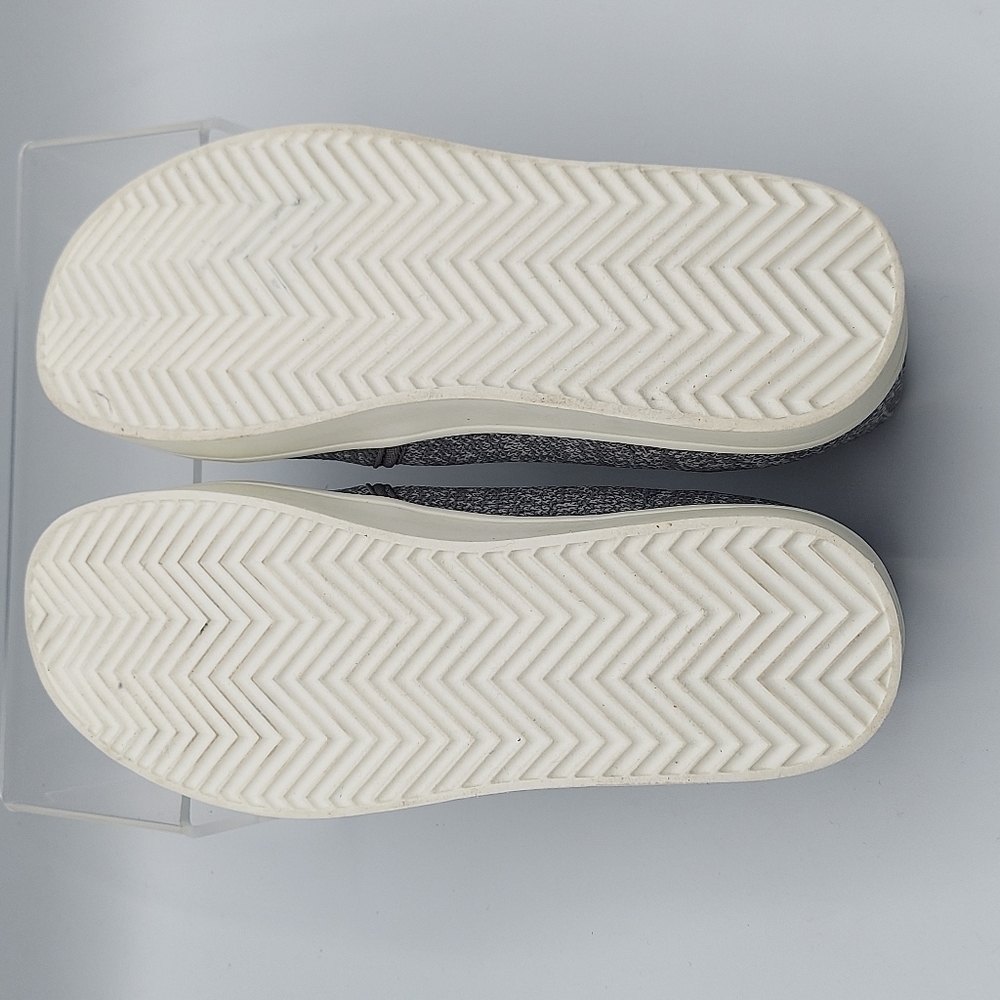 Report R2 Casual Slip On Knit Sneakers Women's Size 7 - Picture 7 of 8